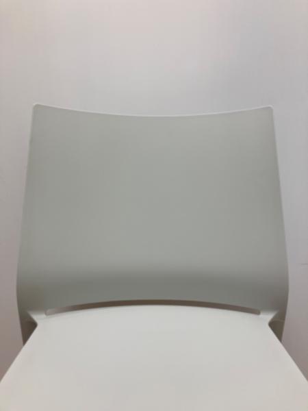 DESALTO (デサルト) スタッキングチェアー Cassina ixc.取り扱い