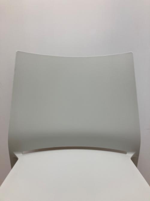 DESALTO (デサルト) スタッキングチェアー Cassina ixc.取り扱い グレー RIGA（リーガ）