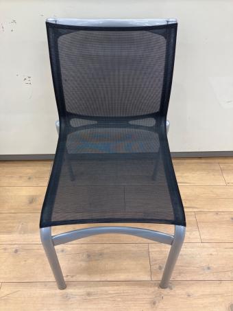 ALIAS (エイリアス) HIGHFRAMEスタッキングチェアー Cassina ixc.取り扱い グレー×ブラック