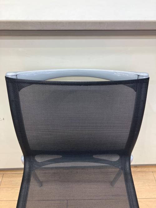 ALIAS (エイリアス) HIGHFRAMEスタッキングチェアー Cassina ixc.取り扱い グレー×ブラック