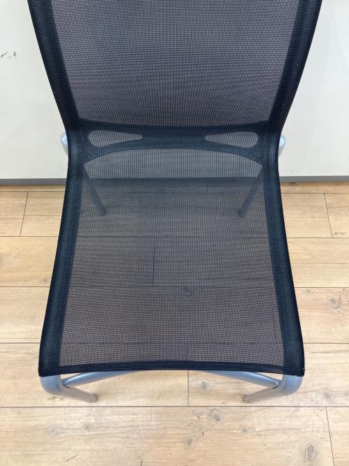 ALIAS (エイリアス) HIGHFRAMEスタッキングチェアー Cassina ixc.取り扱い グレー×ブラック