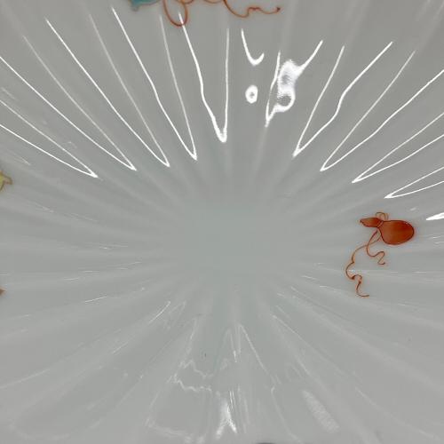 深川製磁 (フカガワセイジ) 菊割鉢 花ひょうたん