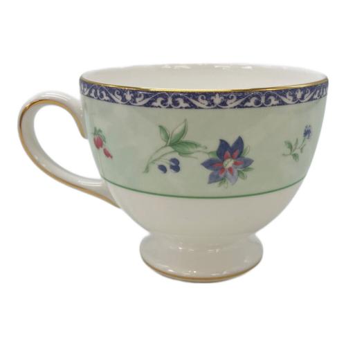 Wedgwood (ウェッジウッド) カップ&ソーサー