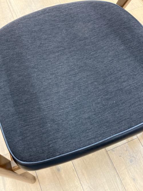ACME Furniture (アクメファニチャー) WARNERアームチェア ブラック×ブラウン