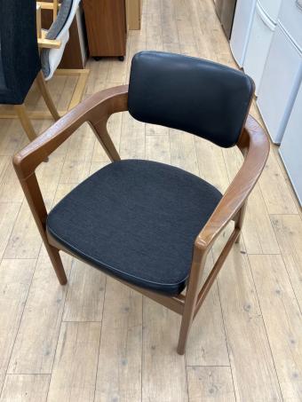 ACME Furniture (アクメファニチャー) WARNERアームチェア ブラック×ブラウン