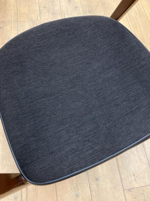 ACME Furniture (アクメファニチャー) WARNERアームチェア ブラック×ブラウン