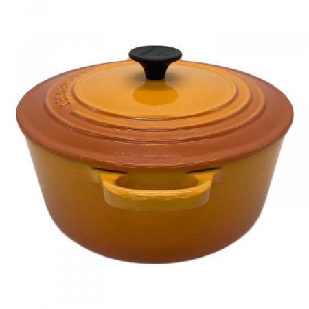 LE CREUSET (ルクルーゼ) 両手鍋 SIZE 22cm オレンジ ココット・ロンド