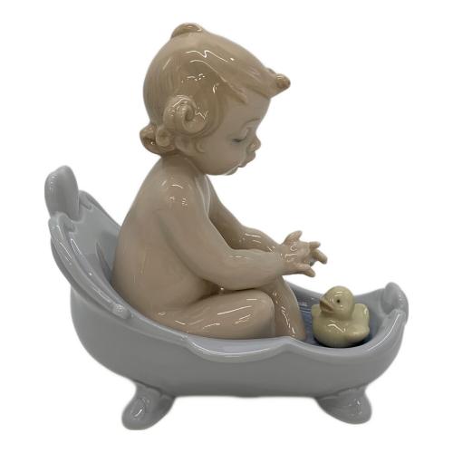 LLADRO (リヤドロ) フィギュリン 楽しいお風呂