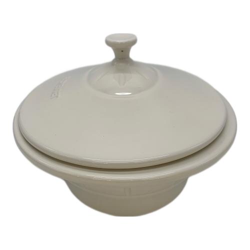 LE CREUSET (ルクルーゼ) オーバル・キャセロール ホワイト