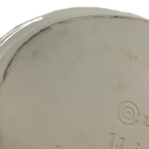 LE CREUSET (ルクルーゼ) オーバル・キャセロール ホワイト