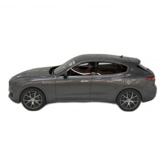 maserati (マセラティ) レヴァンテ モデルカー 1/18スケール