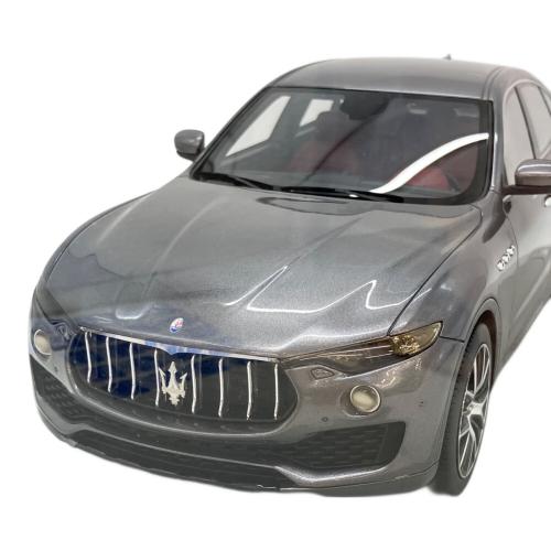 maserati (マセラティ) レヴァンテ モデルカー 1/18スケール