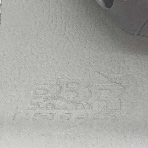 maserati (マセラティ) レヴァンテ モデルカー 1/18スケール