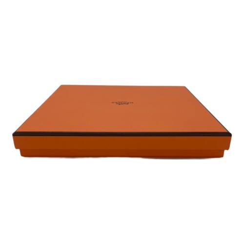 HERMES (エルメス) ハンカチ 箱付き