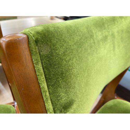 カリモク60+ (カリモクロクマル) ベンチダイニング4点セット モケットグリーン 323 W1300