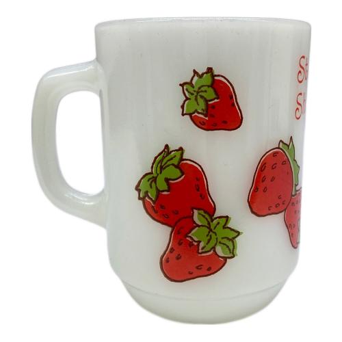 Fire King (ファイヤーキング) マグカップ ストロベリーショートケーキ