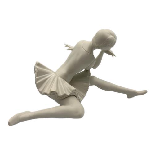 LLADRO (リヤドロ) フィギュリン マットホワイト バレリーナ