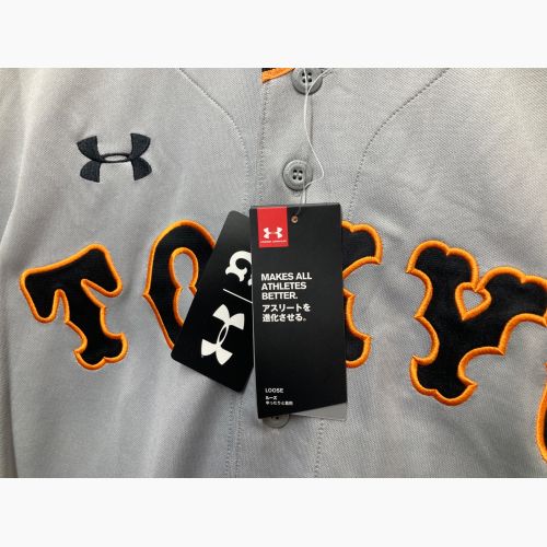 読売ジャイアンツ (ヨミウリジャイアンツ) 応援グッズ XLサイズ グレー UNDER ARMOUR ユニフォーム #25 岡本和真 未使用品