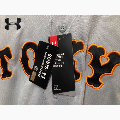 読売ジャイアンツ (ヨミウリジャイアンツ) 応援グッズ Lサイズ グレー UNDER ARMOUR ユニフォーム #18 菅野智之 未使用品