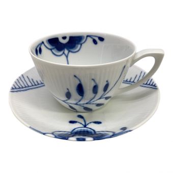 ROYAL COPENHAGEN (ロイヤル・コペンハーゲン) カップ&ソーサー 087/088 ブルーフルーテッド・メガ USED品