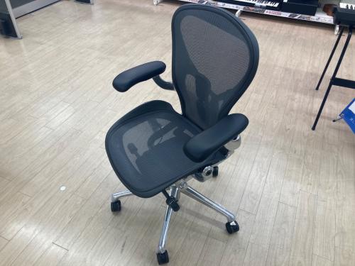 Herman Miller (ハーマンミラー) アーロンチェア ブラック Bサイズ ポスチャーフィットフル装備モデル 1人掛け AER1B23DF リマスタード