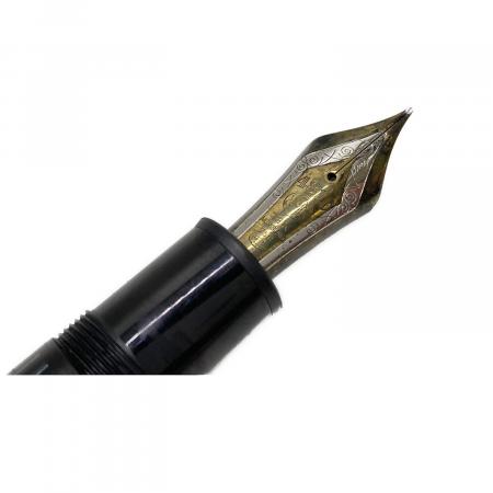 MONTBLANC (モンブラン) 万年筆 ブラック×ゴールド ペン先18K No.149