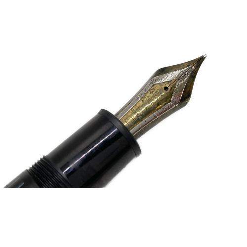 MONTBLANC (モンブラン) 万年筆 ブラック×ゴールド ペン先18K No.149 マイスターシュテック GH1017826