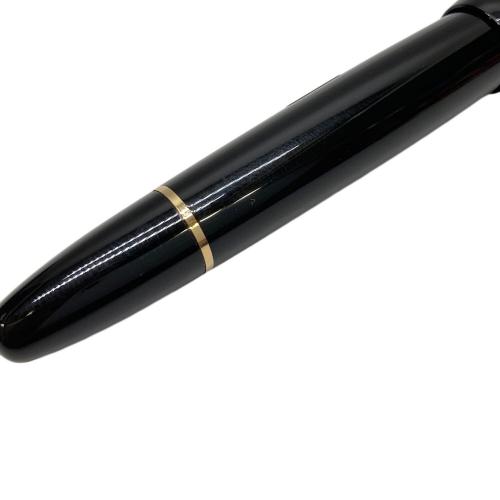 MONTBLANC (モンブラン) 万年筆 ブラック×ゴールド ペン先14K マイスターシュテックフィックス GF1061016