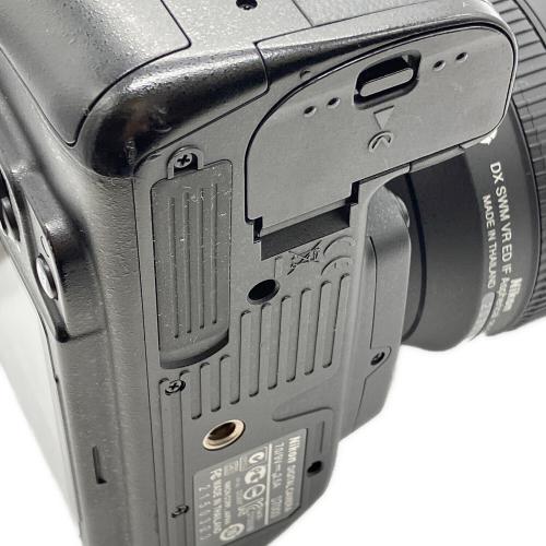Nikon (ニコン) デジタル一眼レフカメラ D7000