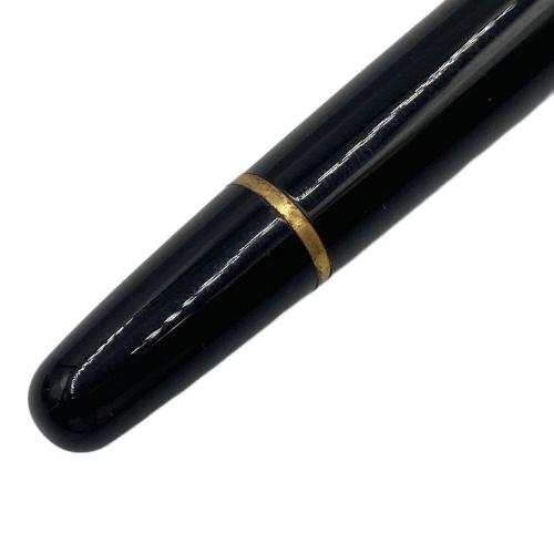 MONTBLANC (モンブラン) ボールペン ブラック×ゴールド マイスターシュテュック KY1944219