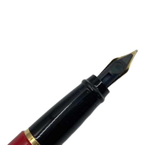 AURORA (オーロラ) 万年筆 レッド×ゴールド ペン先F イプシロン