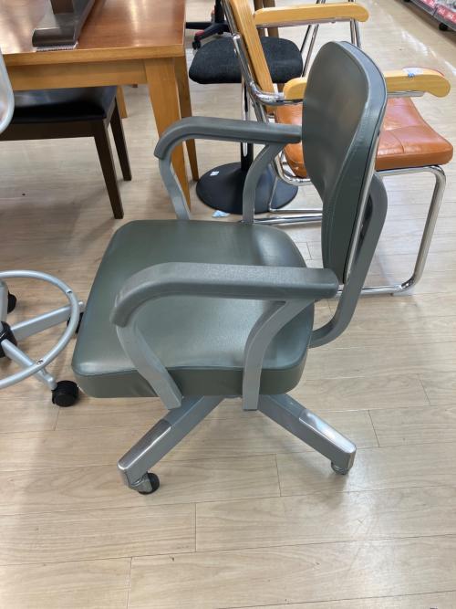 オカムラ オフィスチェア