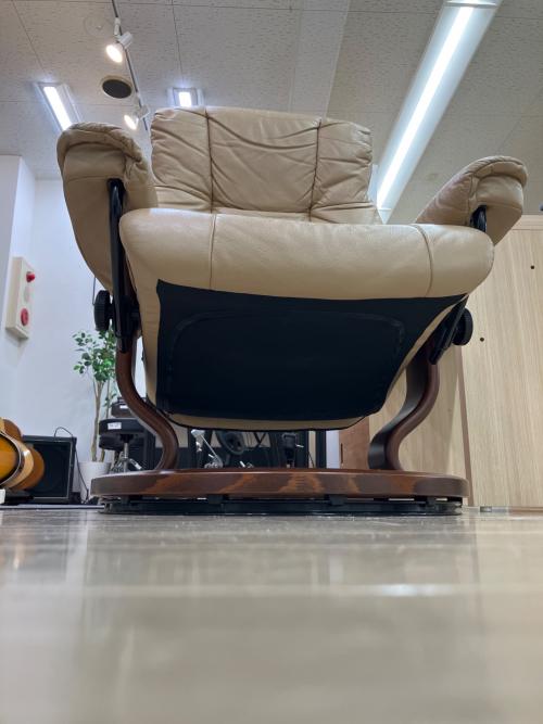 Ekornes (エコーネス) チェア オットマン付 ベージュ レノー