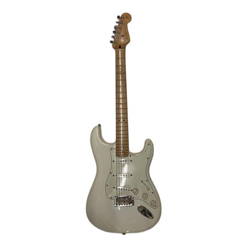 FENDER (フェンダー) Player Stratocaster Polar White ストラトキャスター エレキギター 2022年11月製 @ Π