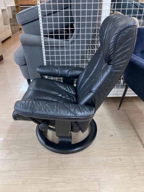 Ekornes リクライニングソファー