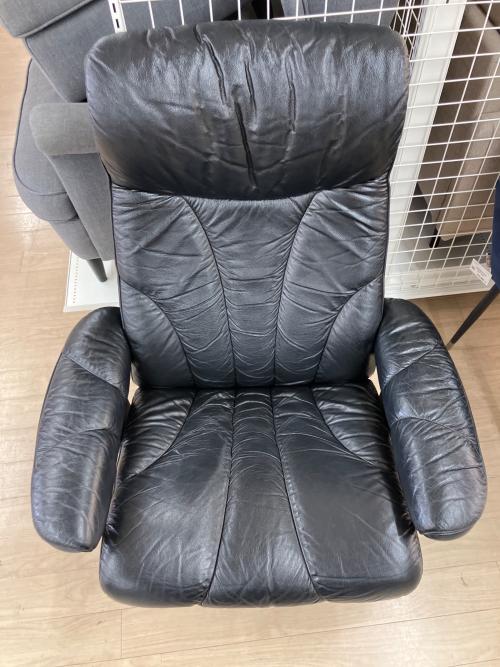 Ekornes リクライニングソファー