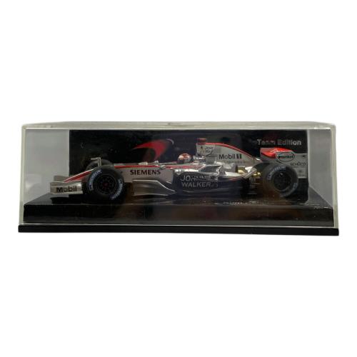 MINICHAMPS (ミニチャンプス) TEAM MCLAREN MERCEDES MP4-21 KIMI RAIKKONEN 2006 モデルカー 1/43