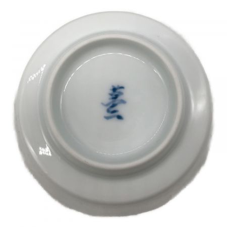 井上萬二 (イノウエ マンジ) 小鉢 共箱付 青白磁枝彫文