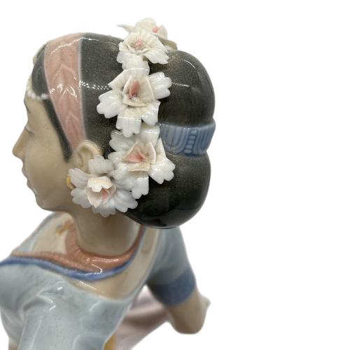 LLADRO (リヤドロ) フィギュリン 6527 インドの舞姫/花欠け有