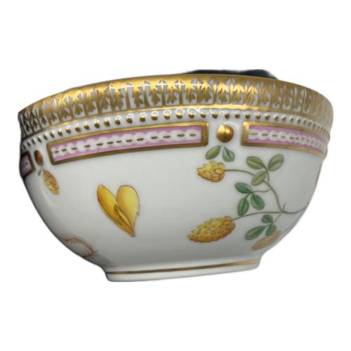 ROYAL COPENHAGEN (ロイヤル・コペンハーゲン) ティーカップ  フローラダニカ