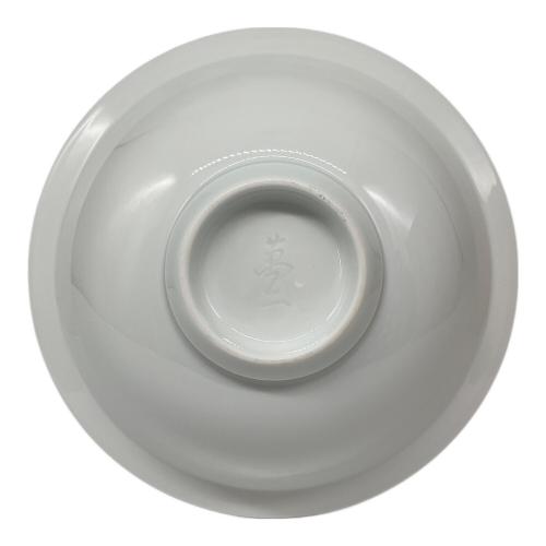 井上萬二 (イノウエマンジ) 白磁彫文菓子鉢 18cm
