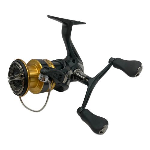 SHIMANO (シマノ) 22 サハラ スピニングリール リール C3000DH
