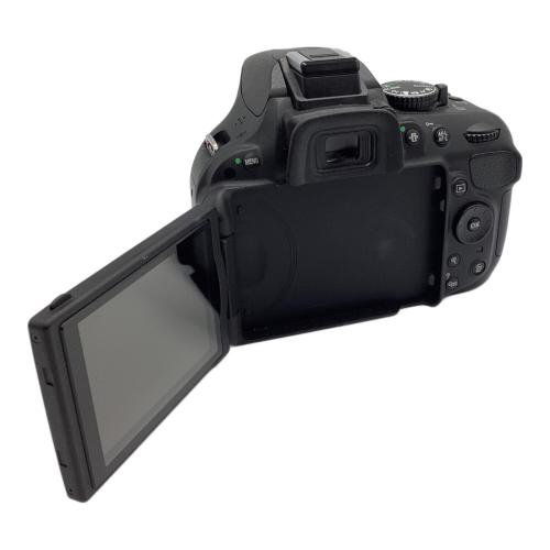 Nikon (ニコン) デジタル一眼レフカメラ D5200