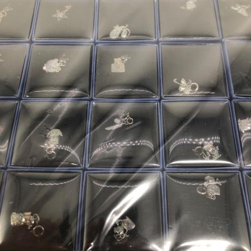 HELLO KITTY (ハローキティ) ハローキティグッズ 28個 シルバーアクセサリセット ディアゴスティーニ