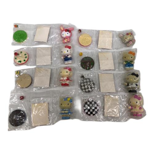 HELLO KITTY (ハローキティ) ハローキティグッズ ヤケ有 ミニフィギュア8体セット アクセサリートレイ