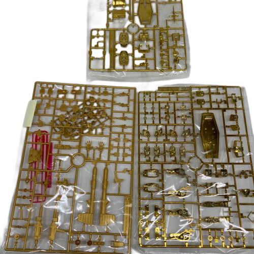 BANDAI (バンダイ) ガンプラ RX-78-2 ガンダム ゴールドコーティング ガンダムベース限定