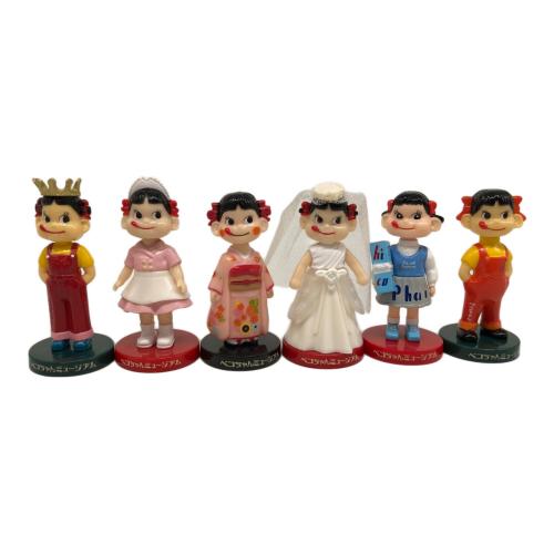 ペコちゃん (ペコチャン) キャラクターグッズ ペコちゃんミニミニミュージアムフィギュア12P