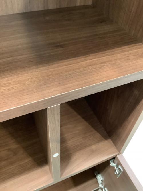 モダンシェルフキャビネット ブラウン