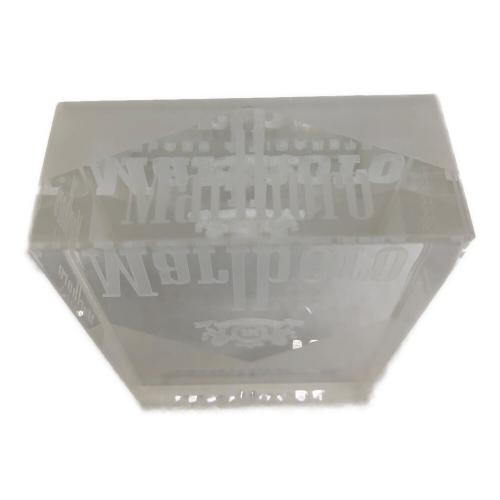 Marlboroクリスタル 台座付 2005年記念