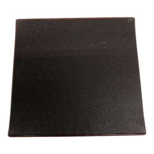 Marlboroクリスタル 台座付 2005年記念